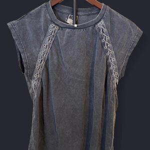 Grey/black wash Azur lace-up top, 100% cotton, with a boho indie vibe